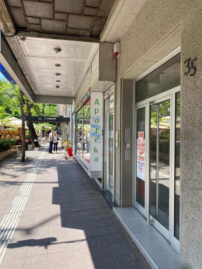 Apartamento Politika Belgrado Exterior foto